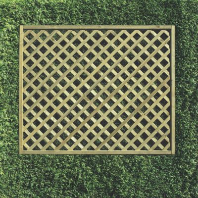 5ft Heavy Diamond Lattice Fence Panel (1800 x 1500mm) - Pressure Treated Green Timber